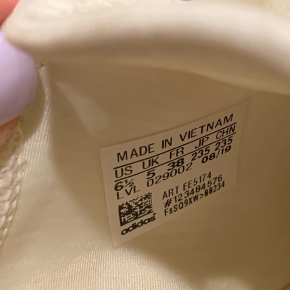 adidas sneakers - Picture 2 of 3